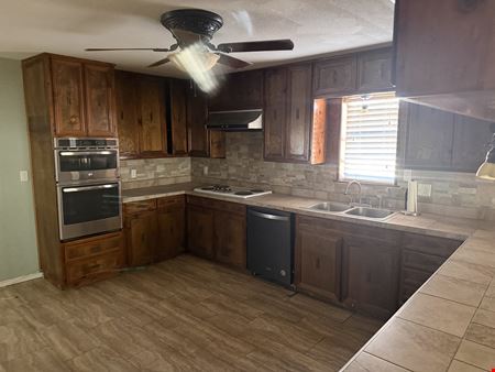 Housing, Storage, Wash-Bay on 6.06 Acres