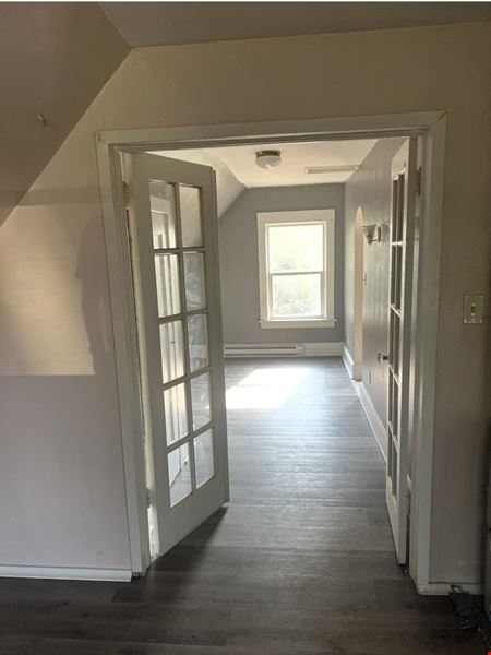 1216 N Cochran St