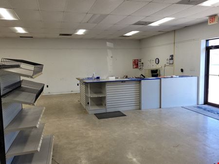 Prime Retail-Service Location