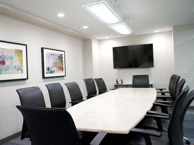 Stark Office Suites - One Grand Central Place