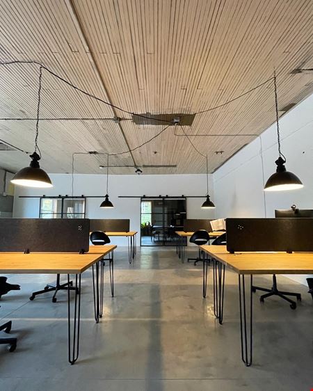 Office space for Rent at Delhi Work Station - Work Station in Delhi