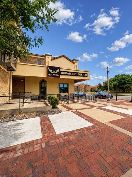 Retail space for Rent at Campus Area Restaurant in Lubbock