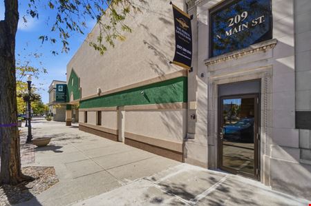 209 N Main St