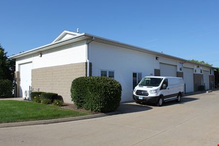 8911-8917 N Prairie Pointe Rd