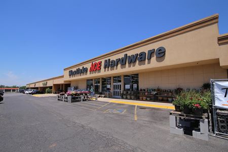 Retail space for Rent at Village Plaza in Oklahoma City