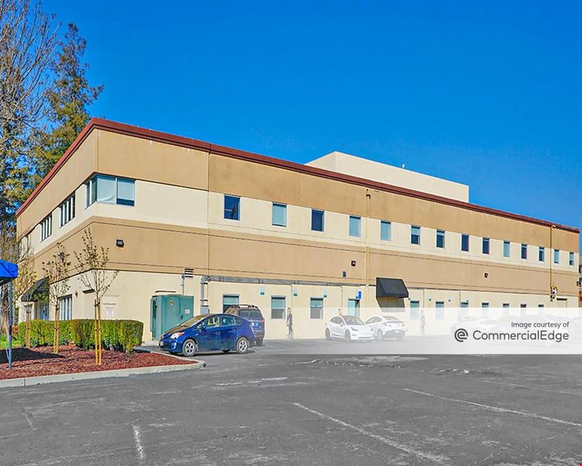 3001 Stender Wy