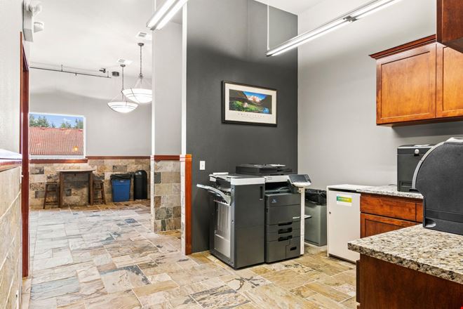 SilverRock Executive Suites
