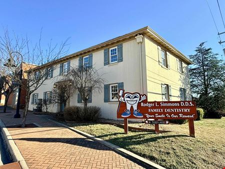 Office space for Rent at 3,092 SF Office / Residential Building For Sale or Lease in Downtown Ozark Square in Ozark