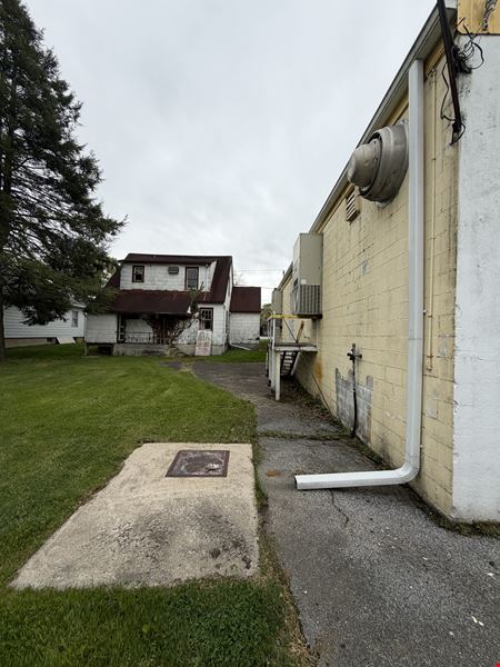 2857 Lincoln Highway
