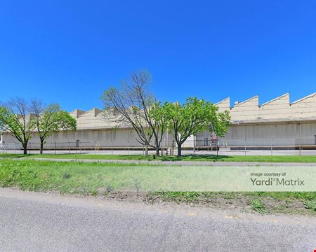 Industrial space for Rent at Riverview Industrial Center in St. Louis