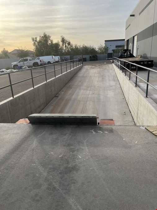 913 - Mesa Warehouse