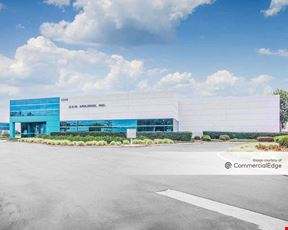 Corona Business Center