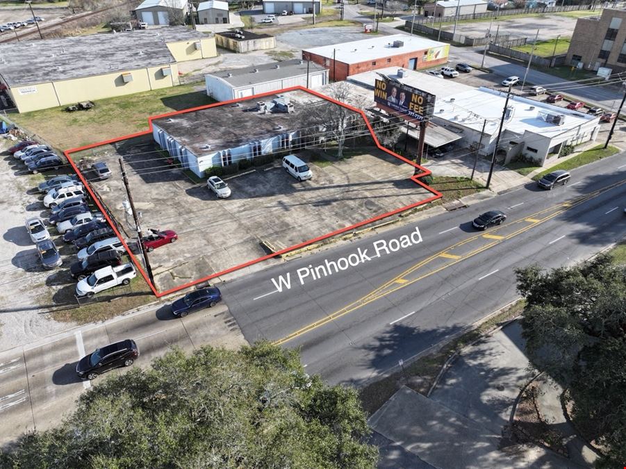 117 W Pinhook
