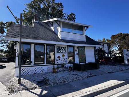 Office space for Rent at Urban Chic Bungalow in Bradenton