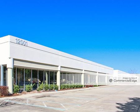 Office space for Rent at 12001 Science Drive in Orlando