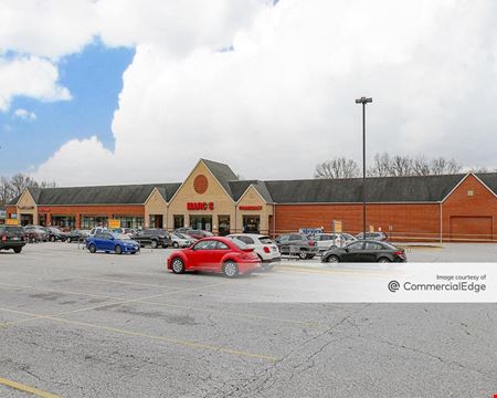 Stow Workman Plaza
