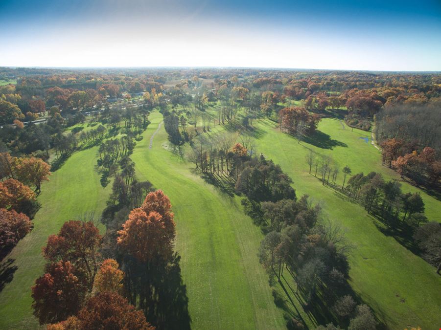 200 Acres Pine Hollow Golf Course - Leoni Township
