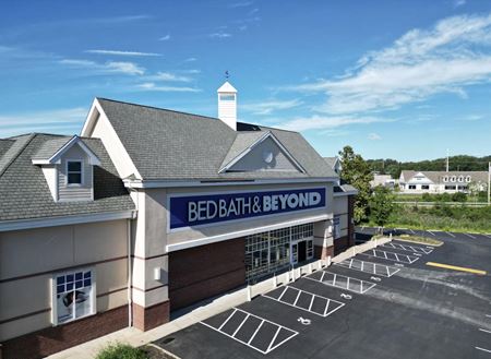 Retail space for Rent at 2260 Kings Hwy in Fairfield