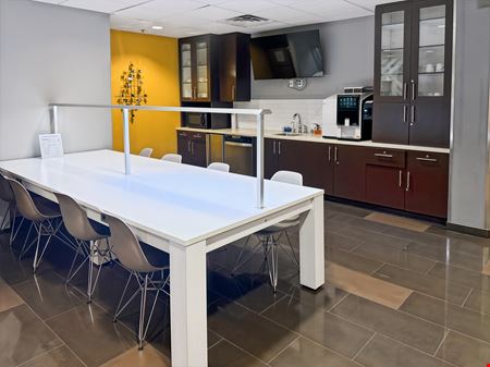 Regus - Las Vegas - Rainbow