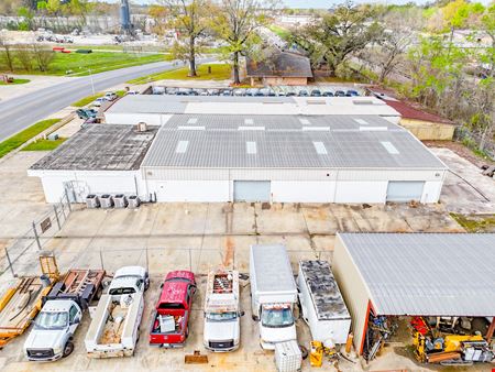 ±7,500 SF Climate-Controlled Office/Warehouse on S Choctaw Dr