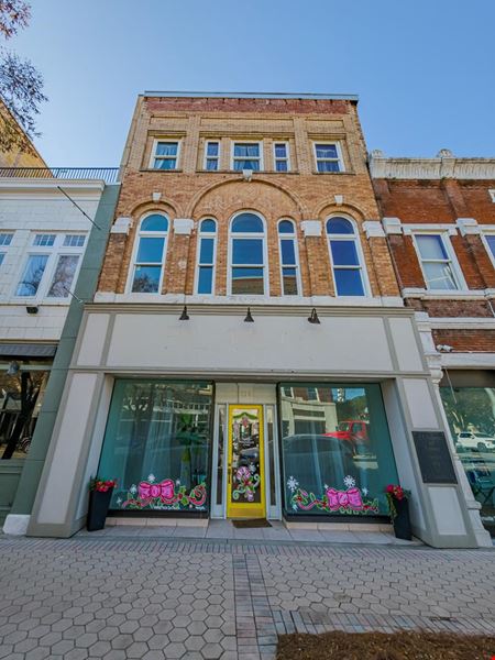 Commercial space at 134 N Patterson St in Valdosta