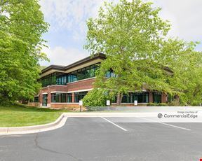N21 W23340 Ridgeview Pkwy