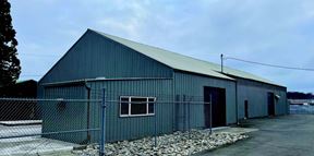 Large Industrial Warehouse w/Yard