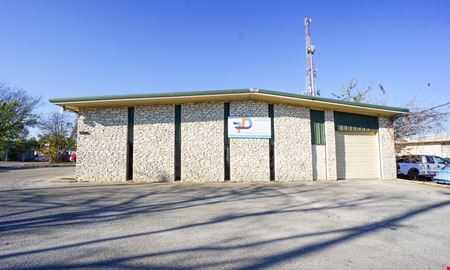 Commercial space at 1500 Chisholm Trail in Round Rock