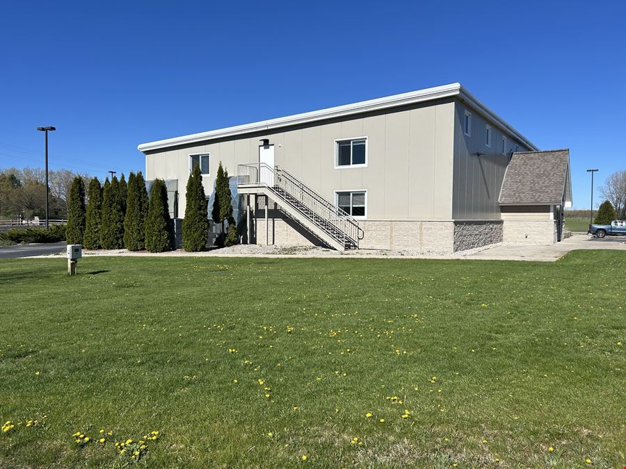 4975 E Traverse Hwy