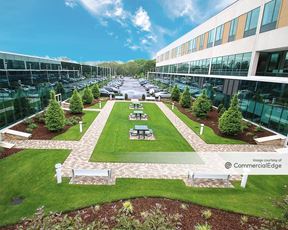Trumbull Corporate Center