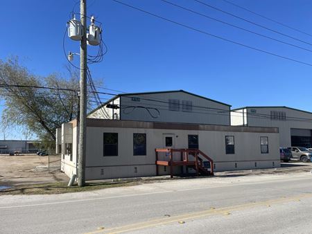 Industrial space for Rent at 5713 Cunningham Road in Houston