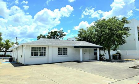 Tamiami Trail Medical Office near Sarasota Memorial!