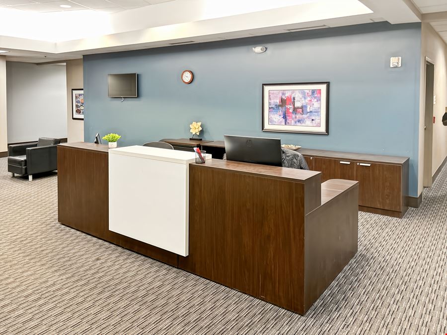 Regus - Lee's Summit - Business Exchange Building