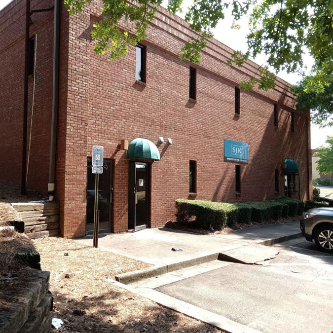 5353 Fairington Rd - For Lease