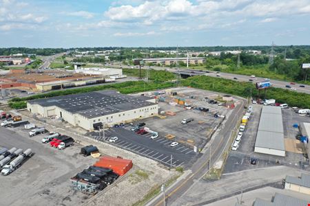 Commercial space at 1616 Woodson Road in Saint Louis