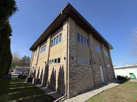 915 Haywood Dr