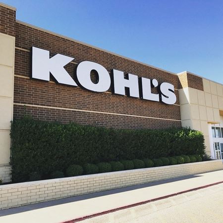 Retail space for Rent at Kohl's Plaza in Lubbock