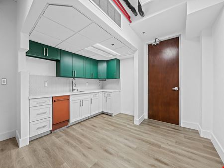 14 NE 1st Ave 