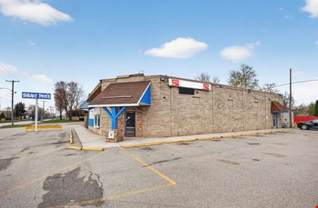 Retail space for Sale at Sneaky Pete's Restaurant & Real Estate For Sale in Toledo