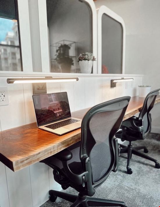 Cloudport CoWorking MultiSpace - Cloudport Coworking - Middle