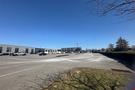 225 Perry Hwy