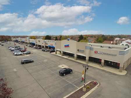Retail space for Rent at Bloomfield Avenue Shoppes in West Bloomfield