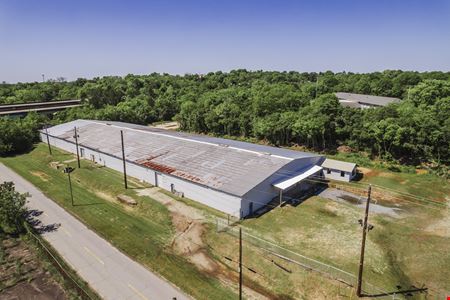 Commercial space at 2225 Waterville Rd in Macon
