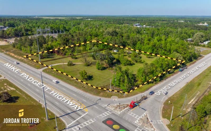 Corner Development Opportunity