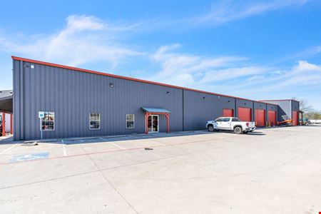 1023 S Walton Walker Blvd