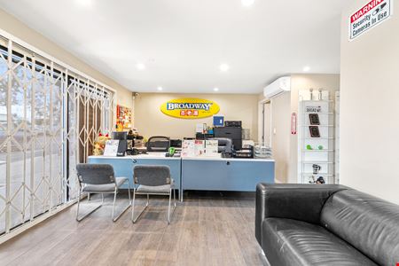 5608 Rosemead Blvd
