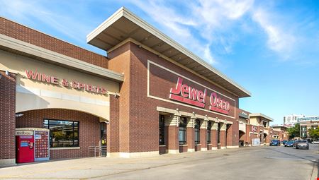 Retail space for Rent at Old Town Square in Chicago