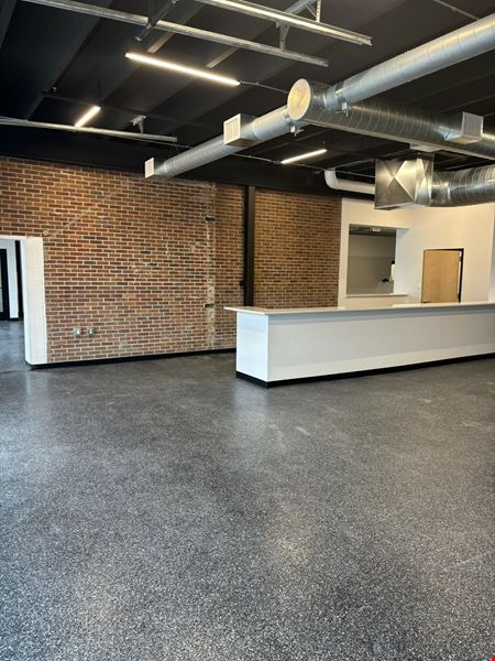 Madelia Retail Venue