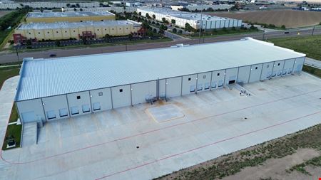 890 E. Military Highway (4A) / 6.87 ACRES