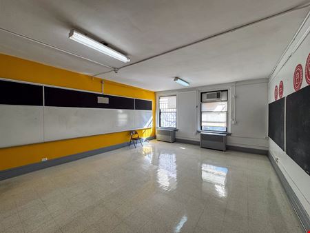 24,790 SF | 500 Courtlandt Avenue | School for Sublease